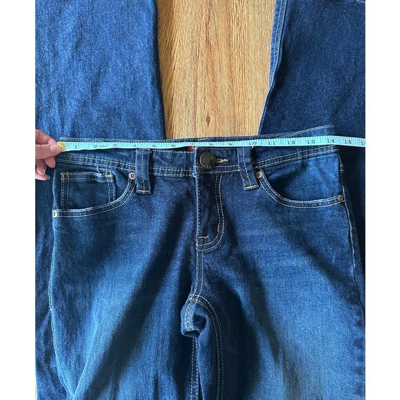 Unionbay Vtg Dark Wash Mid Rise Flare Jeans Size 5 - Picture 6 of 6